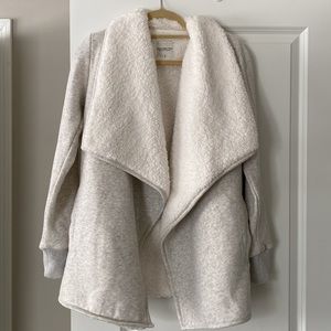 Abercrombie & Fitch fleece cardigan